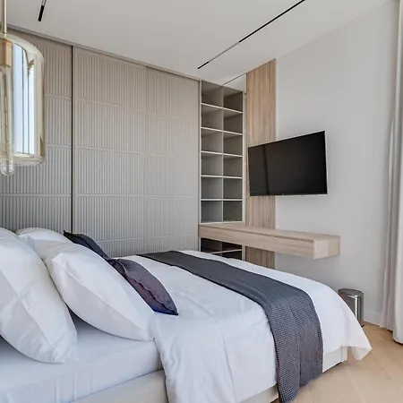 New Luxury I Infinity Pool فيلة