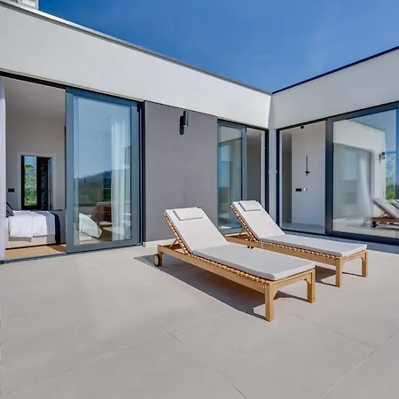 Вилла New Luxury I Infinity Pool