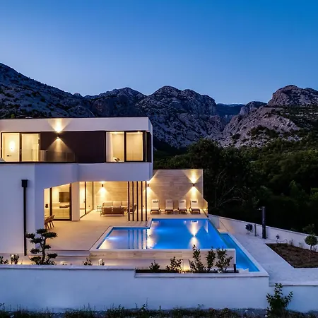 New Luxury I Infinity Pool *