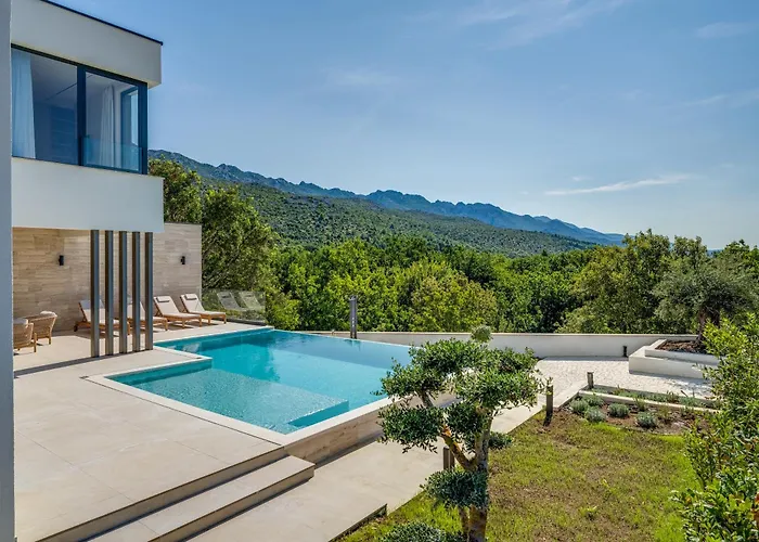 New Luxury I Infinity Pool *