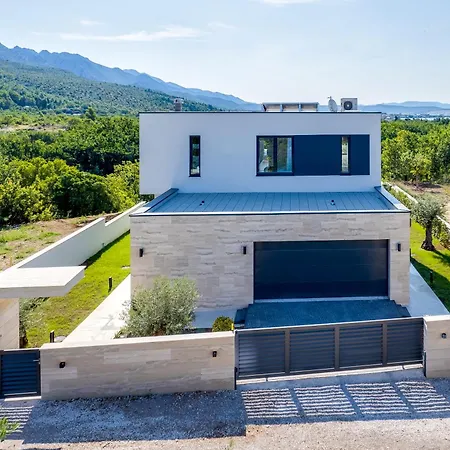 New Luxury I Infinity Pool Villa Starigrad Paklenica