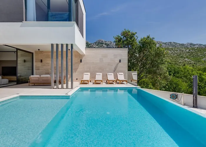 New Luxury I Infinity Pool Вилла