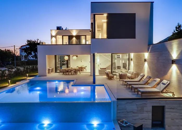 Вилла New Luxury I Infinity Pool *