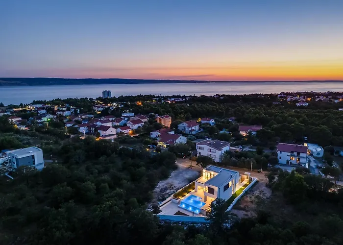 New Luxury I Infinity Pool * Стариград-Пакленица