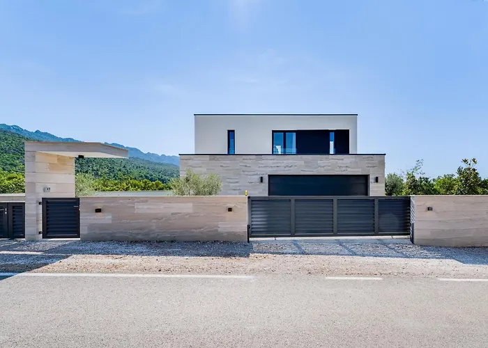 Вилла New Luxury I Infinity Pool Стариград-Пакленица